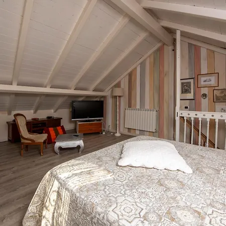 Apartmán 201c - In Villa, Relax Nel Di Lavagna, Giardino E Piscina Condivisa