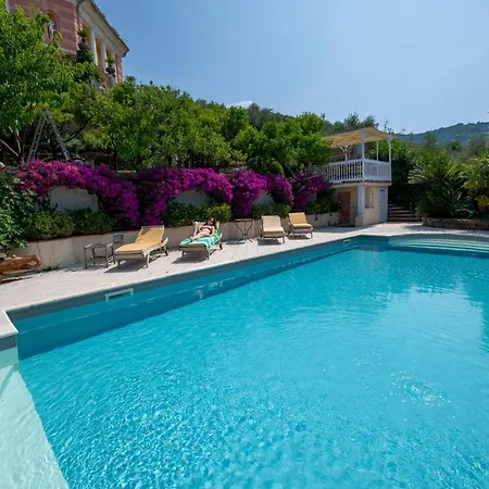 Apartment 201c - In Villa, Relax Nel Di Lavagna, Giardino E Piscina Condivisa Lavagna